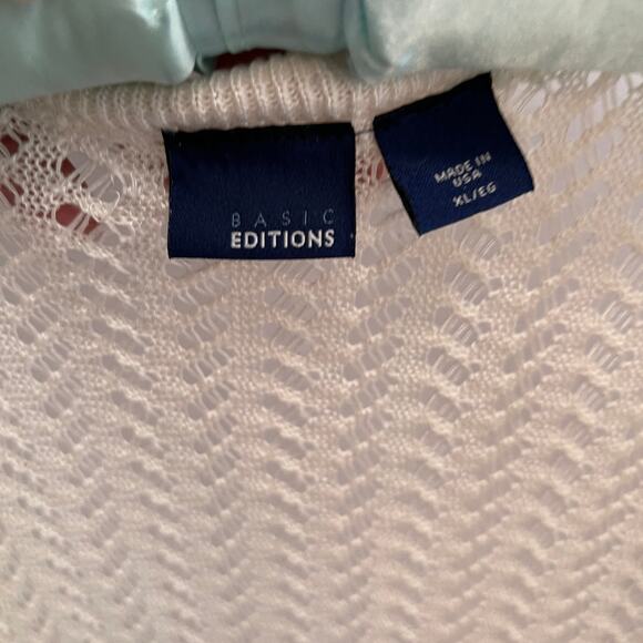 Women's Basic Edition Cream Acrylic  Crochet Cardigan Size XL Clothing - Picture 2 of 3